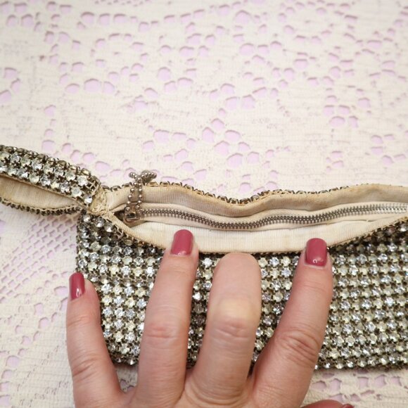 Antique 1920s Art Deco Rhinestone Pouch Czechoslovakia Glamorous Evening Bag Wri - Picture 6 of 13